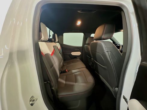 Used 2024 GMC Canyon AT4X AWD/4WD image 20