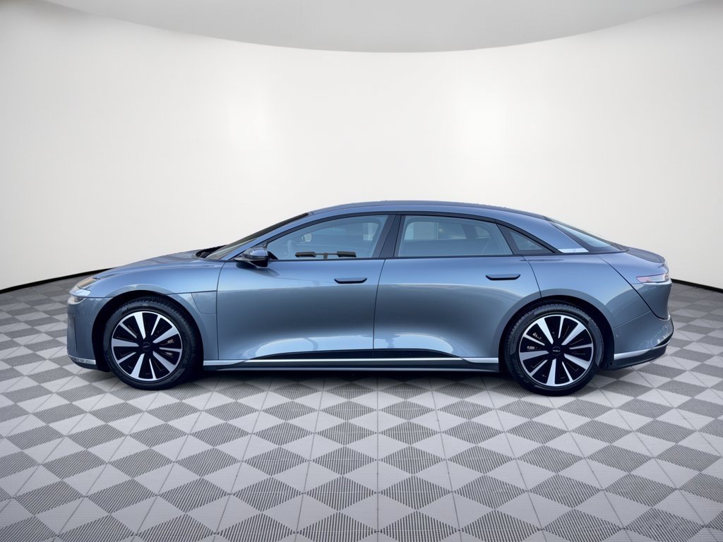 Used 2024 Lucid Air Pure RWD image 2