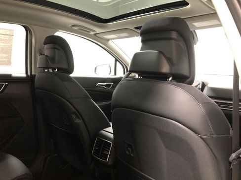 New 2026 Kia Sportage SX image 12