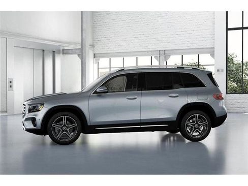 New 2026 Mercedes-Benz GLB 250 4MATIC image 34