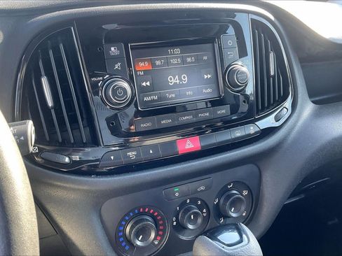 Used 2017 RAM ProMaster City Tradesman SLT w/ Rear Back-up Camera Group image 6