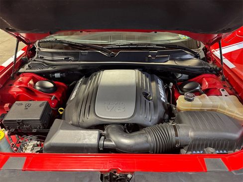 Used 2016 Dodge Challenger R/T Plus image 26