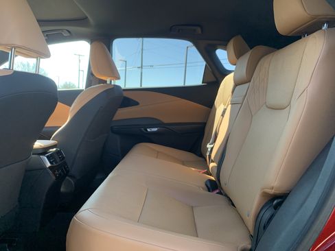 Used 2025 Lexus RX 350 Premium image 32