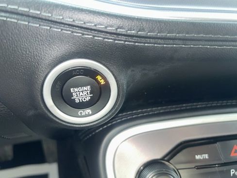 Used 2021 Dodge Challenger SXT w/ Plus Package image 27