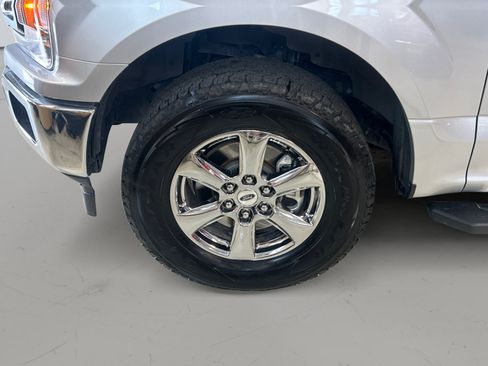 Used 2018 Ford F150 XLT w/ Equipment Group 302A Luxury AWD/4WD image 9