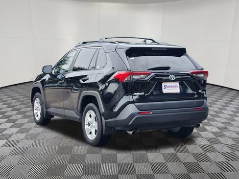 Used 2021 Toyota RAV4 LE FWD image 8