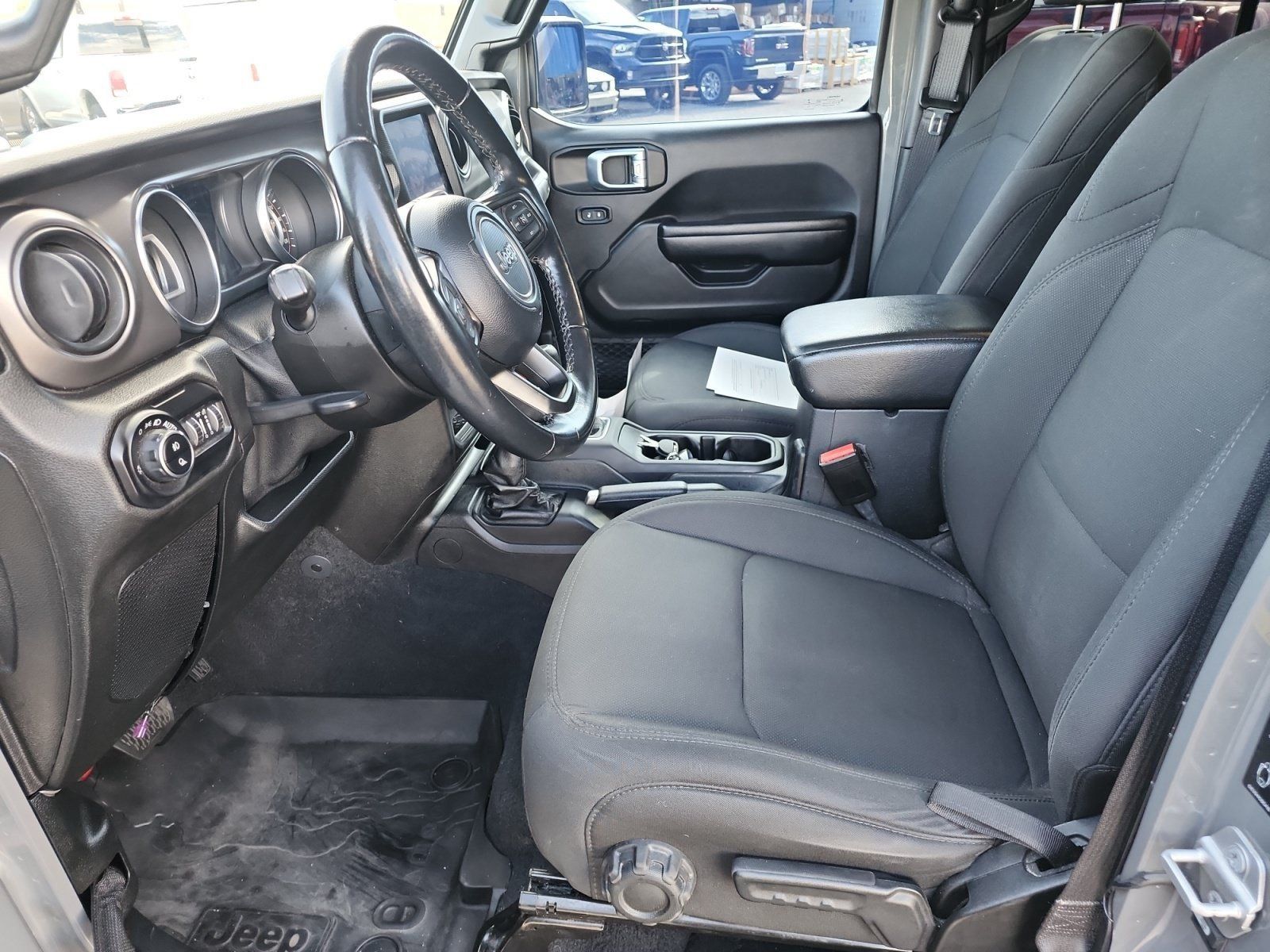 Used 2021 Jeep Gladiator Sport AWD/4WD image 14
