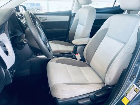 Used 2017 Toyota Corolla LE image 20