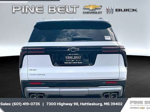 New 2026 Chevrolet Traverse LT w/ Sun and Wheel Package image 4