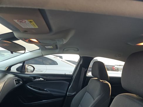 Used 2019 Chevrolet Cruze LT image 14