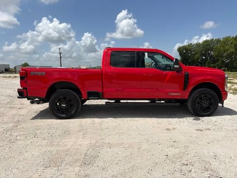 New 2026 Ford F250 Lariat w/ Black Appearance Package AWD/4WD image 12