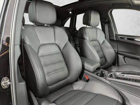 New 2026 Porsche Macan S image 29