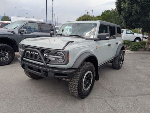 Used 2022 Ford Bronco Badlands AWD/4WD image 10