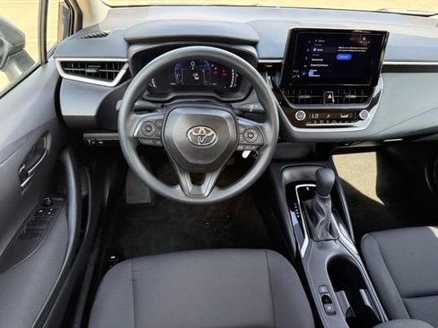Used 2026 Toyota Corolla LE image 22