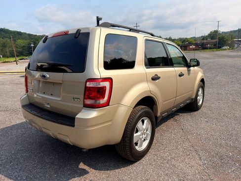 Used 2012 Ford Escape XLT AWD/4WD image 7