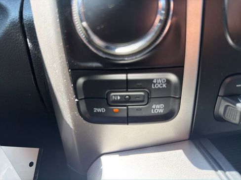 Used 2018 RAM 1500 Big Horn AWD/4WD image 23