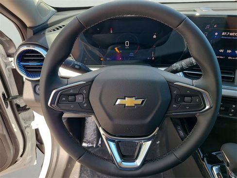 New 2026 Chevrolet Trax LT w/ Driver Confidence Package image 26