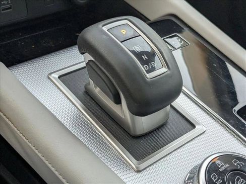 Used 2023 Mitsubishi Outlander SEL image 8