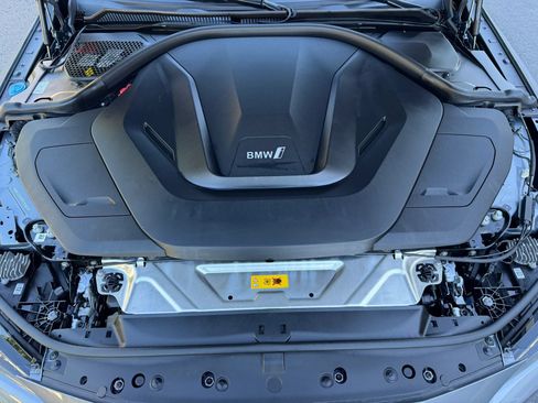 Used 2023 BMW i4 eDrive35 w/ Premium Package RWD image 43