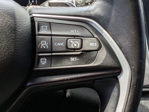 Used 2021 Jeep Grand Cherokee L Laredo AWD/4WD image 15
