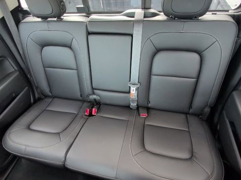 Certified 2022 Chevrolet Colorado ZR2 AWD/4WD image 7