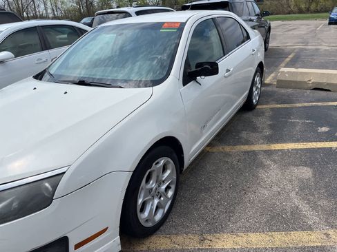 Used 2011 Ford Fusion SE image 5