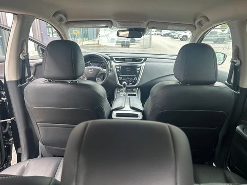Certified 2023 Nissan Murano SV w/ SV Midnight Edition Package FWD image 25