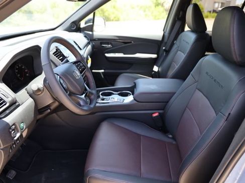New 2026 Honda Ridgeline Black Edition image 12