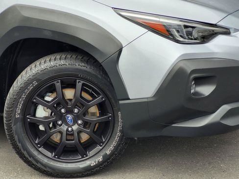 Certified 2024 Subaru Crosstrek 2.5i Wilderness w/ Crosstrek Mirror Package AWD/4WD image 11