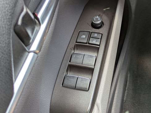 Used 2023 Toyota Camry XLE AWD/4WD image 21