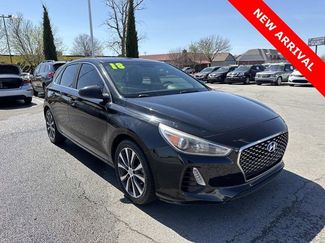 Used 2018 Hyundai Elantra GT video 1
