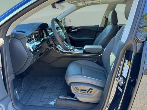 Certified 2025 Audi Q8 Premium w/ Convenience Package image 20