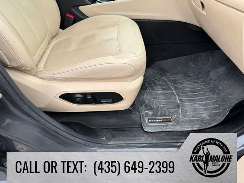 Used 2022 Jeep Grand Cherokee L Limited image 40