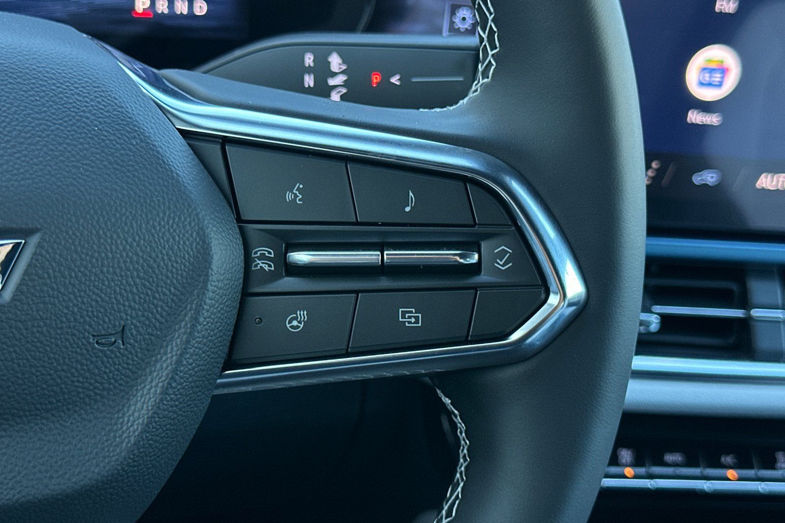 New 2026 Chevrolet Equinox EV LT FWD image 28