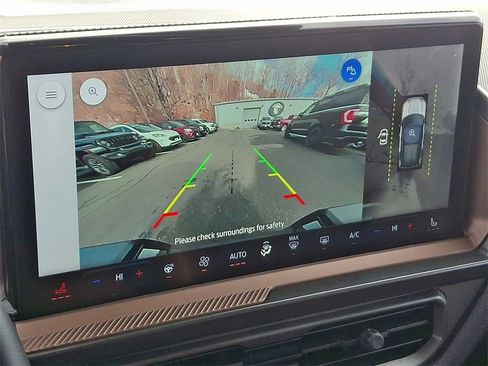 Certified 2025 Ford Bronco Sport Outer Banks w/ Outer Banks Tech Package+ image 18