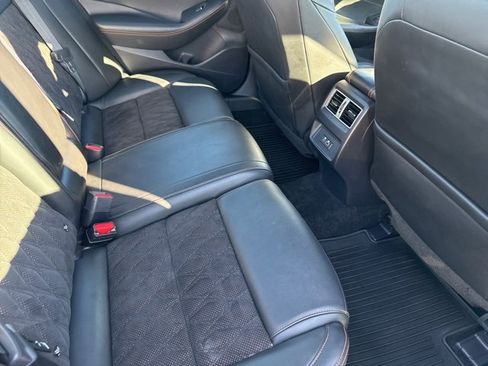 Used 2019 Nissan Maxima SR w/ Premium Package image 15