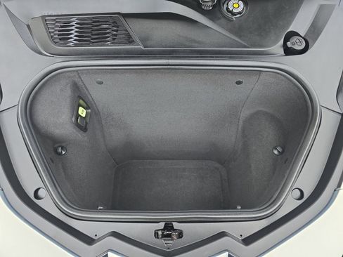 Used 2021 Chevrolet Corvette Stingray Premium Conv w/ Z51 Performance Package image 20