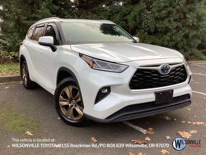 Used 2022 Toyota Highlander Bronze Edition