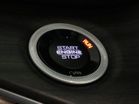 New 2025 Jeep Grand Cherokee L Limited w/ Luxury Tech Group II image 34