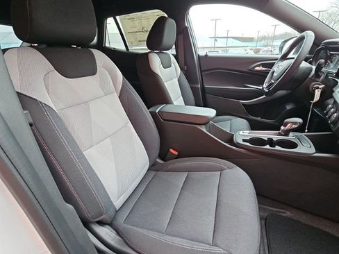 New 2026 Chevrolet Trax RS w/ Driver Confidence Package image 25