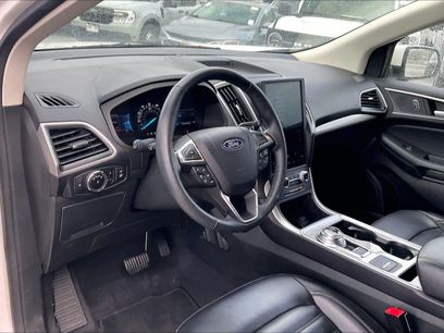 Used 2024 Ford Edge SEL w/ Convenience Package