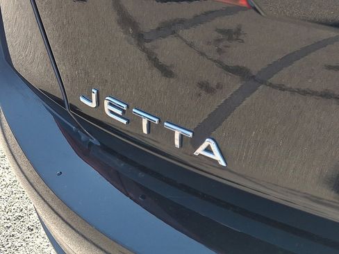 Used 2024 Volkswagen Jetta S image 17