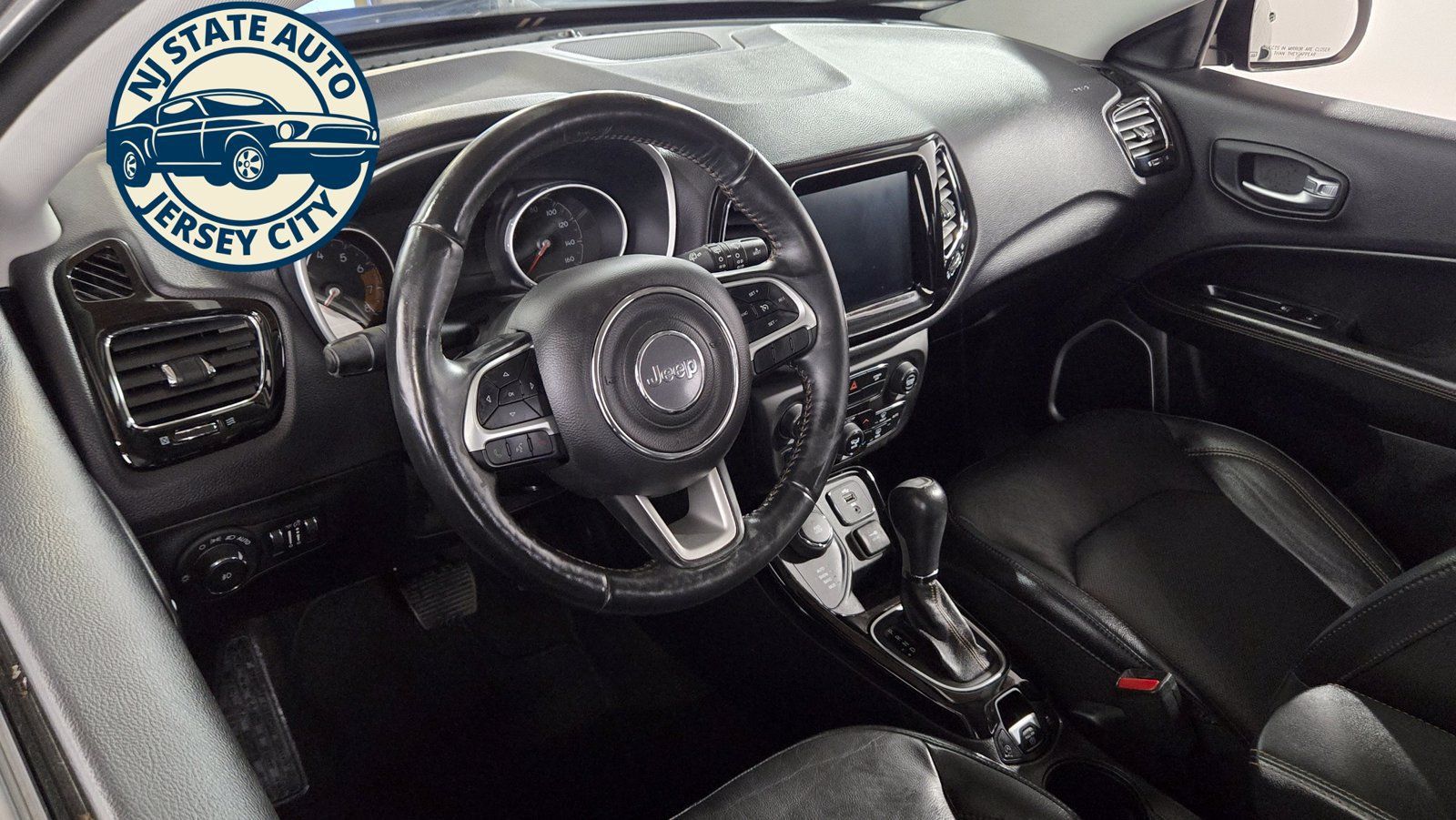 Used 2018 Jeep Compass Limited w/ Safe & Security Group AWD/4WD image 10