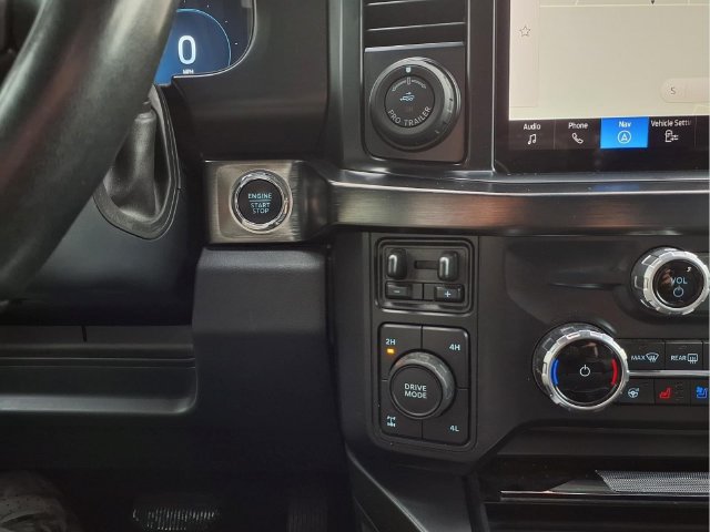 Used 2023 Ford F250 Lariat w/ Lariat Ultimate Package AWD/4WD image 11