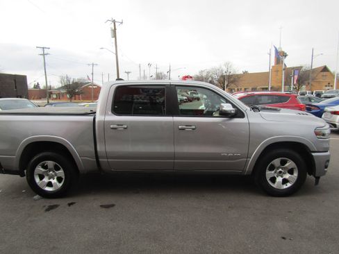 Used 2025 RAM 1500 Laramie w/ Sport Appearance Package image 5