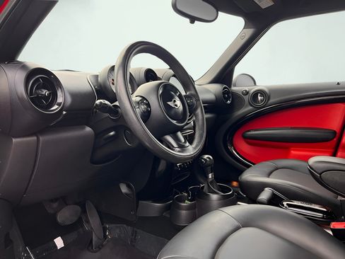 Used 2013 MINI Cooper Countryman FWD image 2