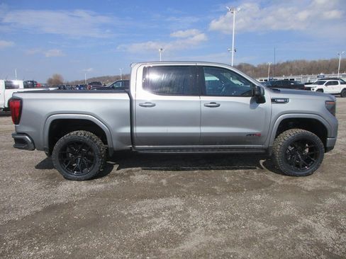 New 2026 GMC Sierra 1500 AT4 w/ AT4 Premium Package image 3