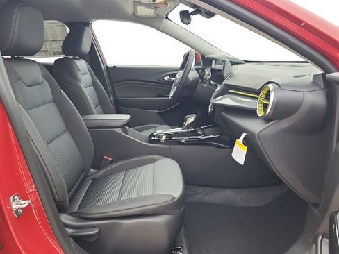 New 2026 Chevrolet Trax LT w/ Driver Confidence Package image 26