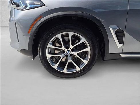 Used 2026 BMW X5 sDrive40i w/ Premium Package RWD image 26