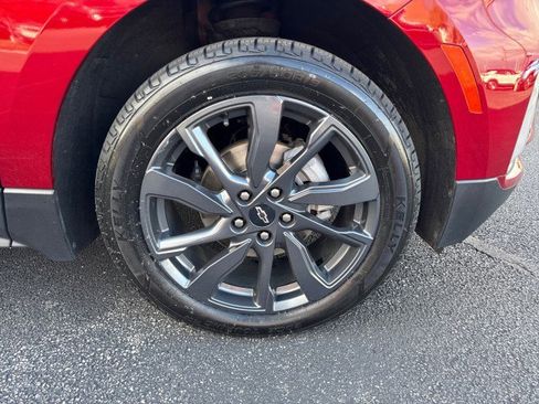 Used 2022 Chevrolet Equinox RS w/ RS Leather Package image 9